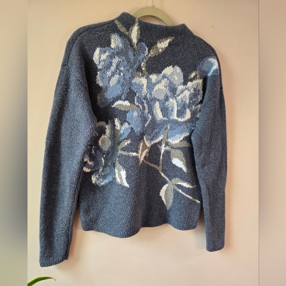 White House Black Market Sweaters - WHBM Floral Intarsia Mock Neck Sweater - Soft Knit